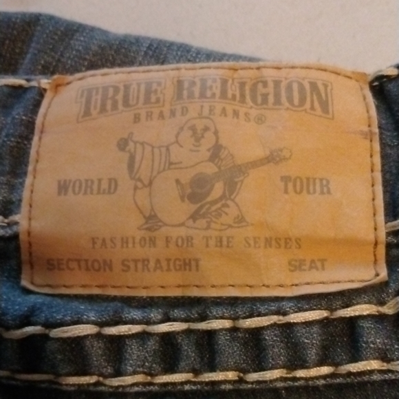 True Religion - Picture 5 of 8
